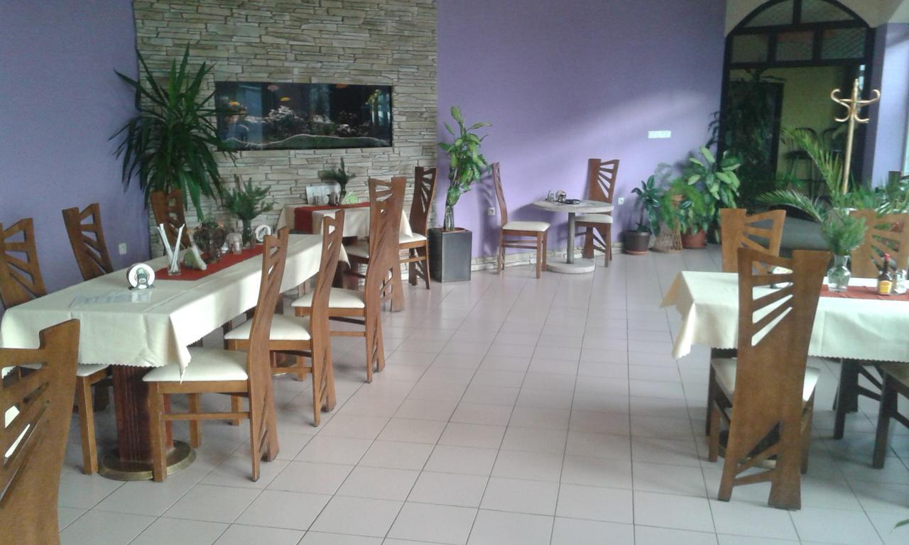 Klobouky u Brna Motel Podkova מראה חיצוני תמונה