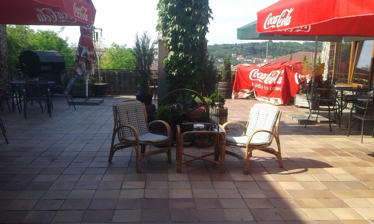 Klobouky u Brna Motel Podkova מראה חיצוני תמונה